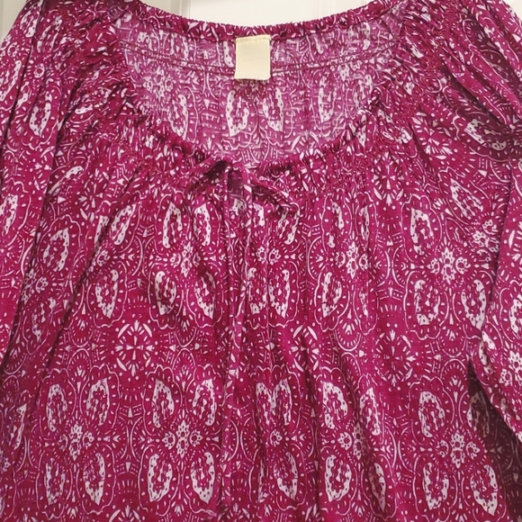 SALE pretty peasant top - Picture 2 of 5